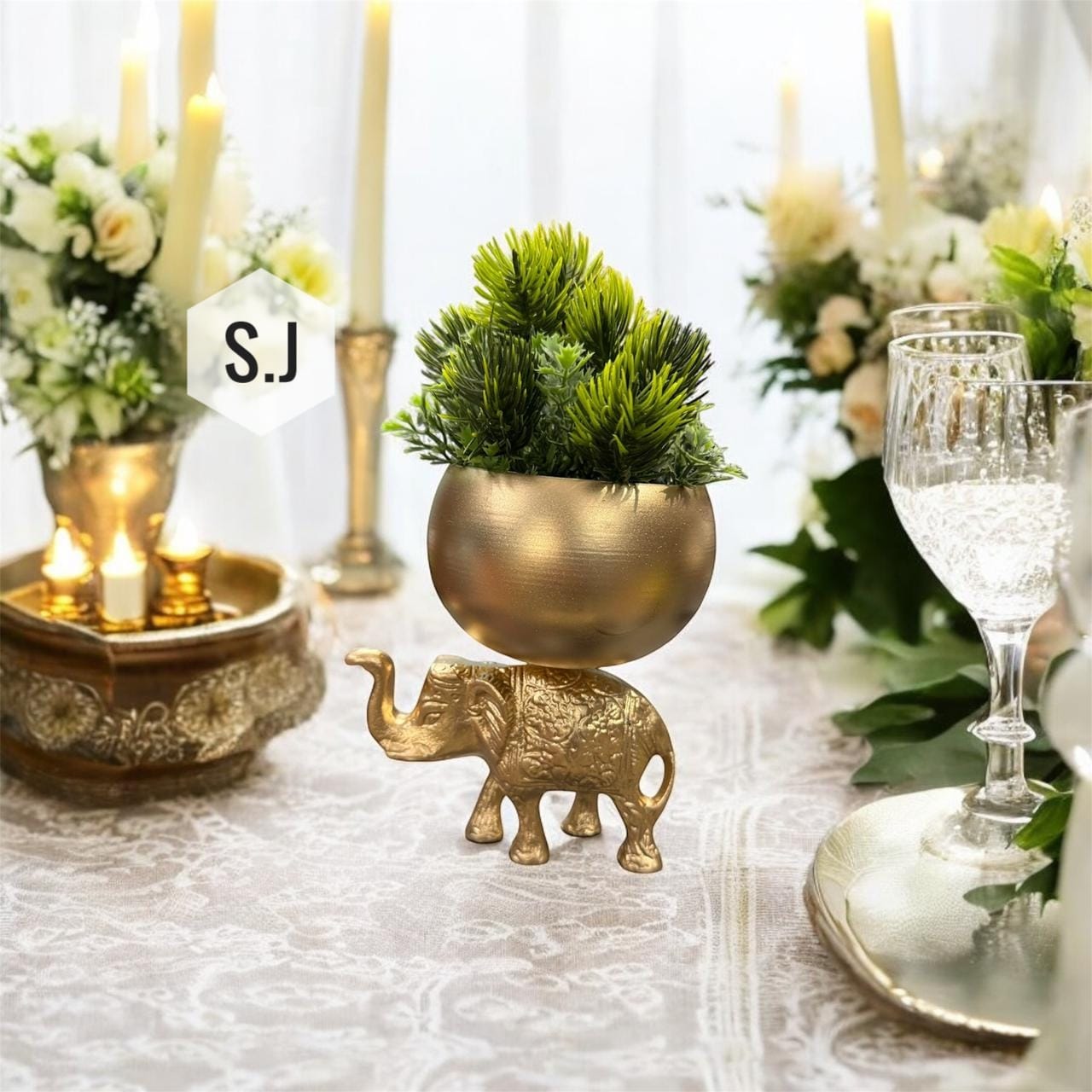 "Give Royal Touch to Your Plants ☘️"      Made up of Aluminium Elephant with Metal Pot Size 5*8 Inc